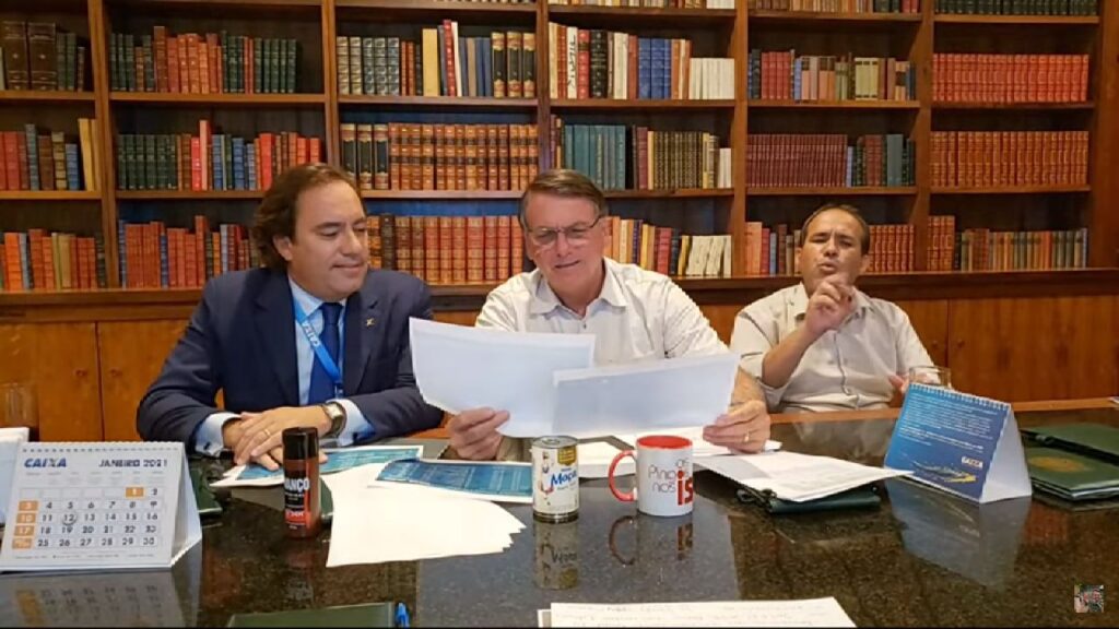 Presidente Bolsonaro diz que Volta de auxílio emergencial iria "quebrar o Brasil"