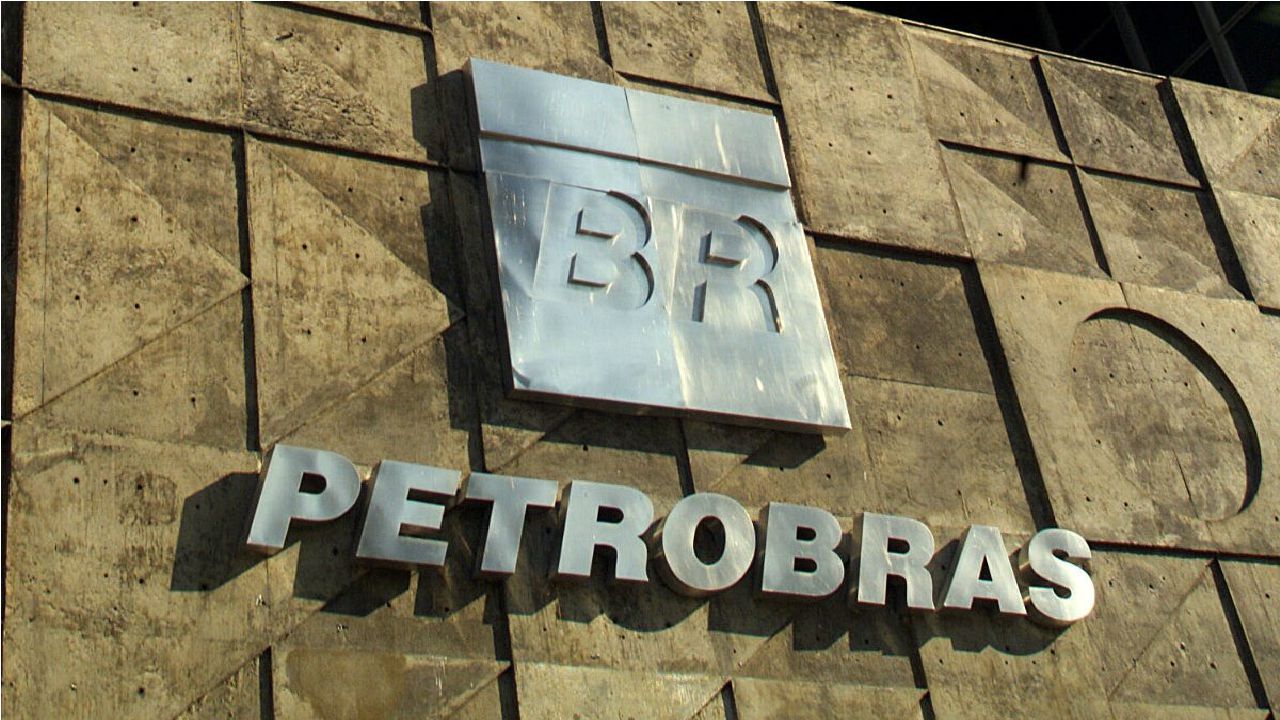 Petrobras anuncia novo reajuste da gasolina e do diesel nas refinarias