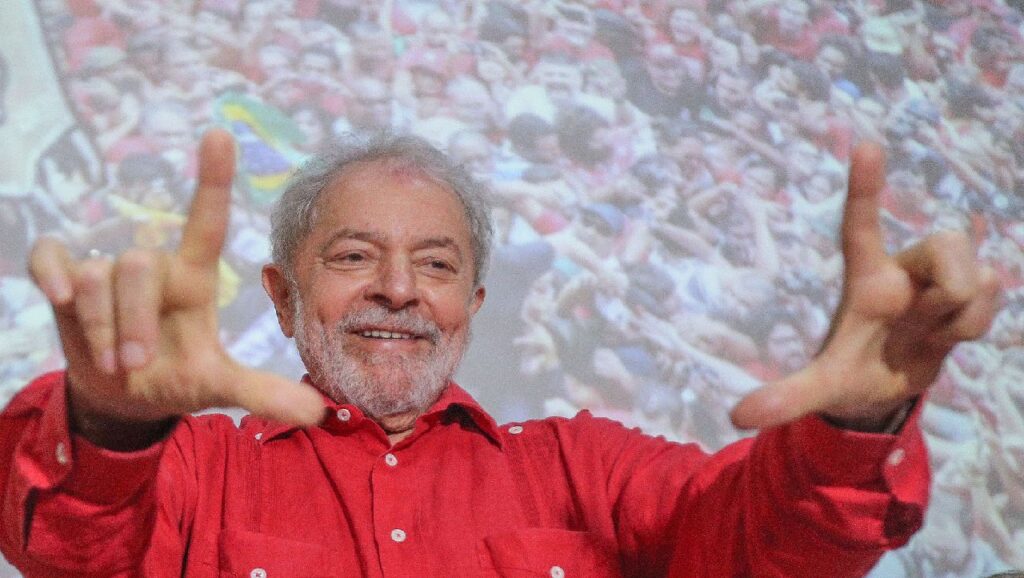Processo contra ex-presidente Lula no caso do sítio de Atibaia é enviado ao STJ
