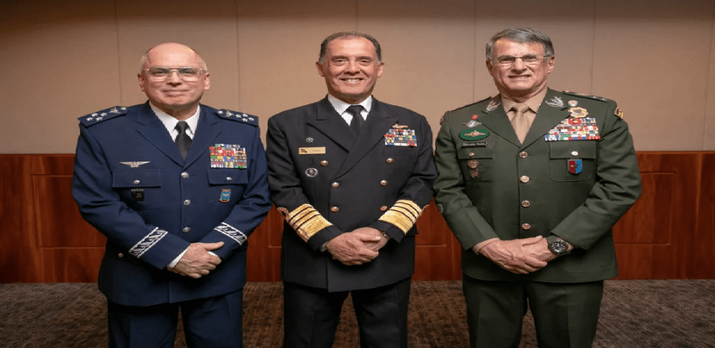 Ministério da Defesa anuncia a saída de todos os comandantes das Forças Armadas