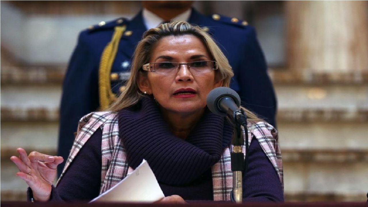 Família denuncia piora da saúde de ex-presidente da Bolívia
