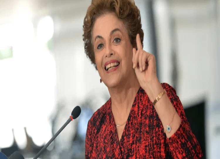 Dilma é absolvida pelo TCU no caso da refinaria de Pasadena