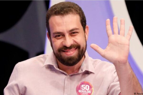 "Estou disposto a disputar o governo de SP em 2022", diz Boulos
