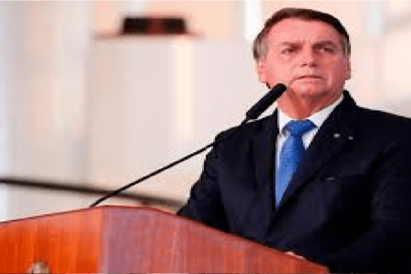 Presidente Bolsonaro sanciona lei e torna Stalking em crime