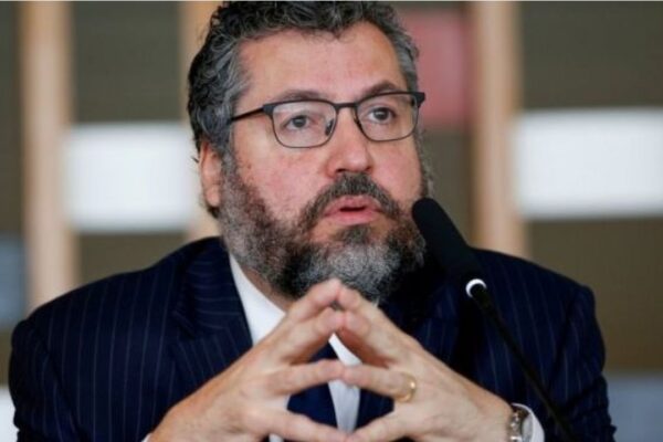 CPI da Covid ouve nesta terça-feira o ex-chanceler Ernesto Araújo