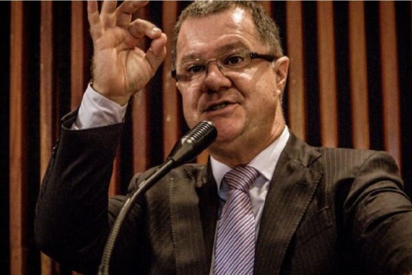CPI nega pedido para convocação de Carlos Gabas e Rui Costa