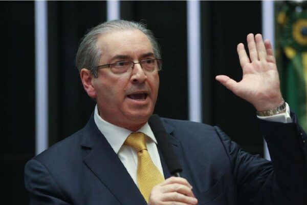 “Eu sou inocente e fui preso por um juiz incompetente”, afirma Cunha