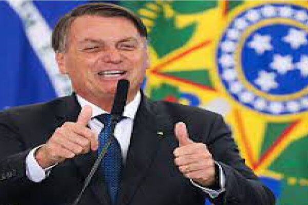 Bolsonaro: "Nossa liberdade é nosso bem maior, maior até mesmo que a própria vida"