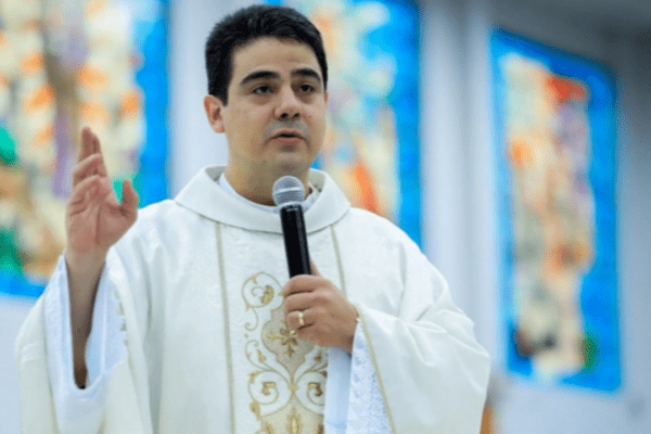 PF pede ao STJ prisão preventiva do padre Robson de Oliveira