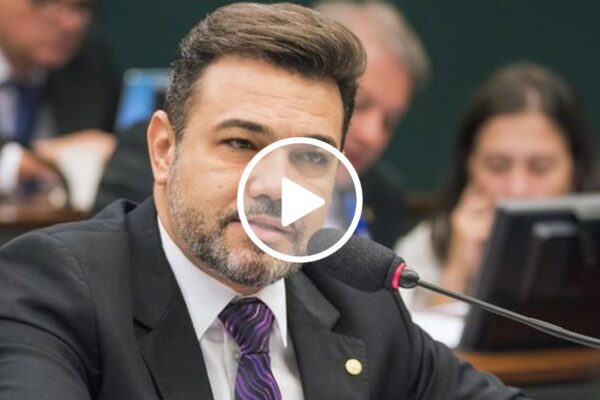 Bancada evangélica cogita lançar Marco Feliciano ao Senado